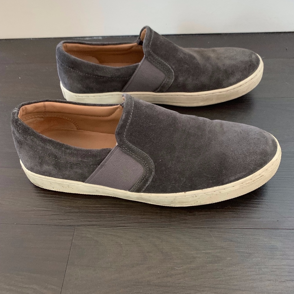 Vince Adler Slip On. (GREAT DEAL) Size 8.5